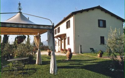 100 GIORNI AGLI ESAMI Casale indipendente per 14 persone con Salone in Umbria