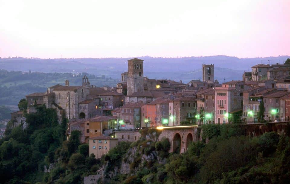 Visitare Narni con bambini. Vacanze con la famiglia in Umbria.