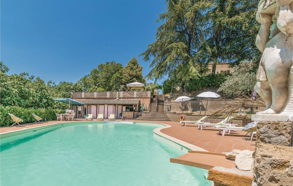 Vacanze di LUGLIO con bambini in fattoria didattica con piscina in Umbria!