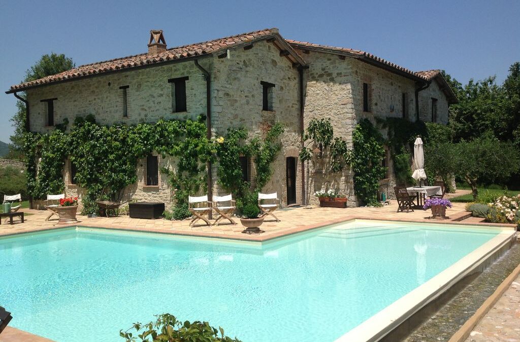 Luxury Villa dei Castelli – Relax per 12 persone con piscina privata in Umbria!