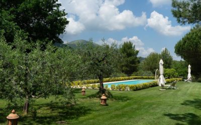 PONTE DEL 1 MAGGIO con Bambini a Perugia in Agriturismo con giardino e barbecue